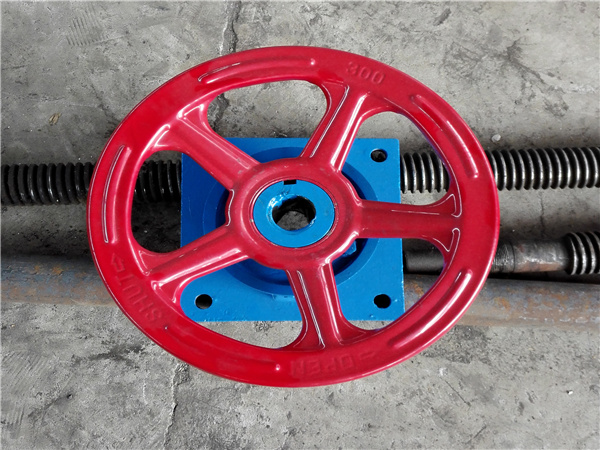 螺桿式啟閉機(jī)分類(lèi)及選用指南